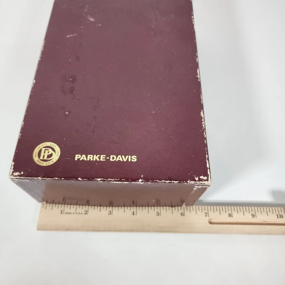 Vintage Parke-Davis VUNATOMY Brain Stem Anatomical Model w/ Box & Fold-Out Guide